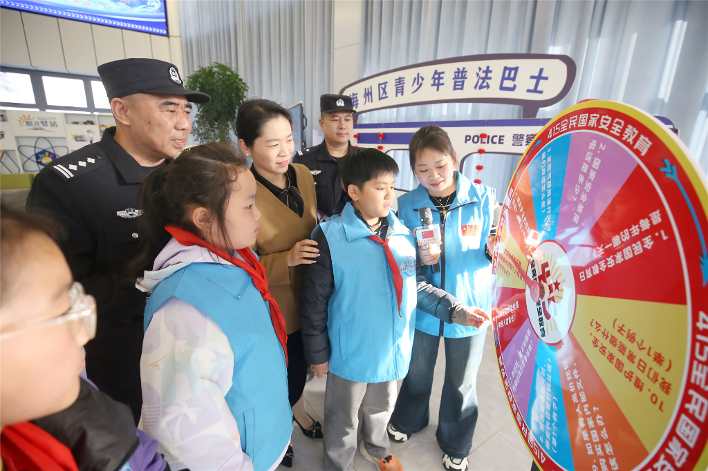 連云港：普法巴士開啟沉浸式“國家安全教育之旅”